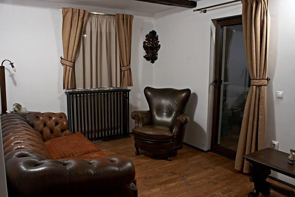 Pensiune-Restaurant Tara Luanei Sarata-Monteoru Bilik gambar
